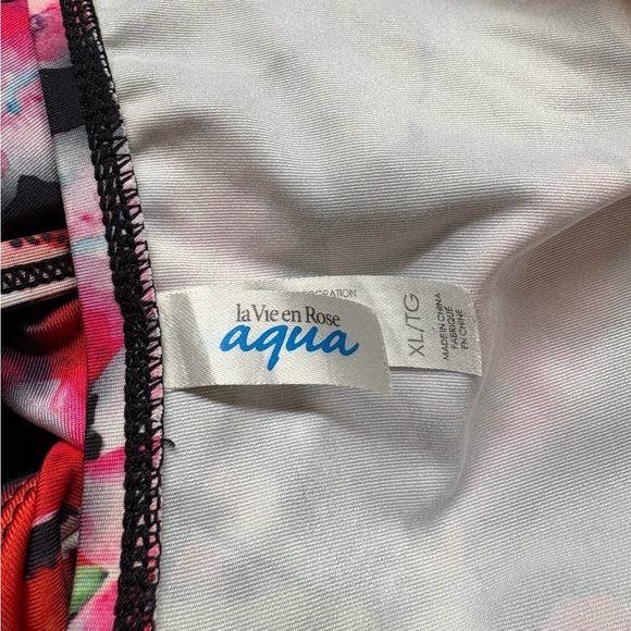 Aqua La Vie En Rose, Floral Halter Tankini Top, Size XL, Black, Pink - Picture 3 of 9